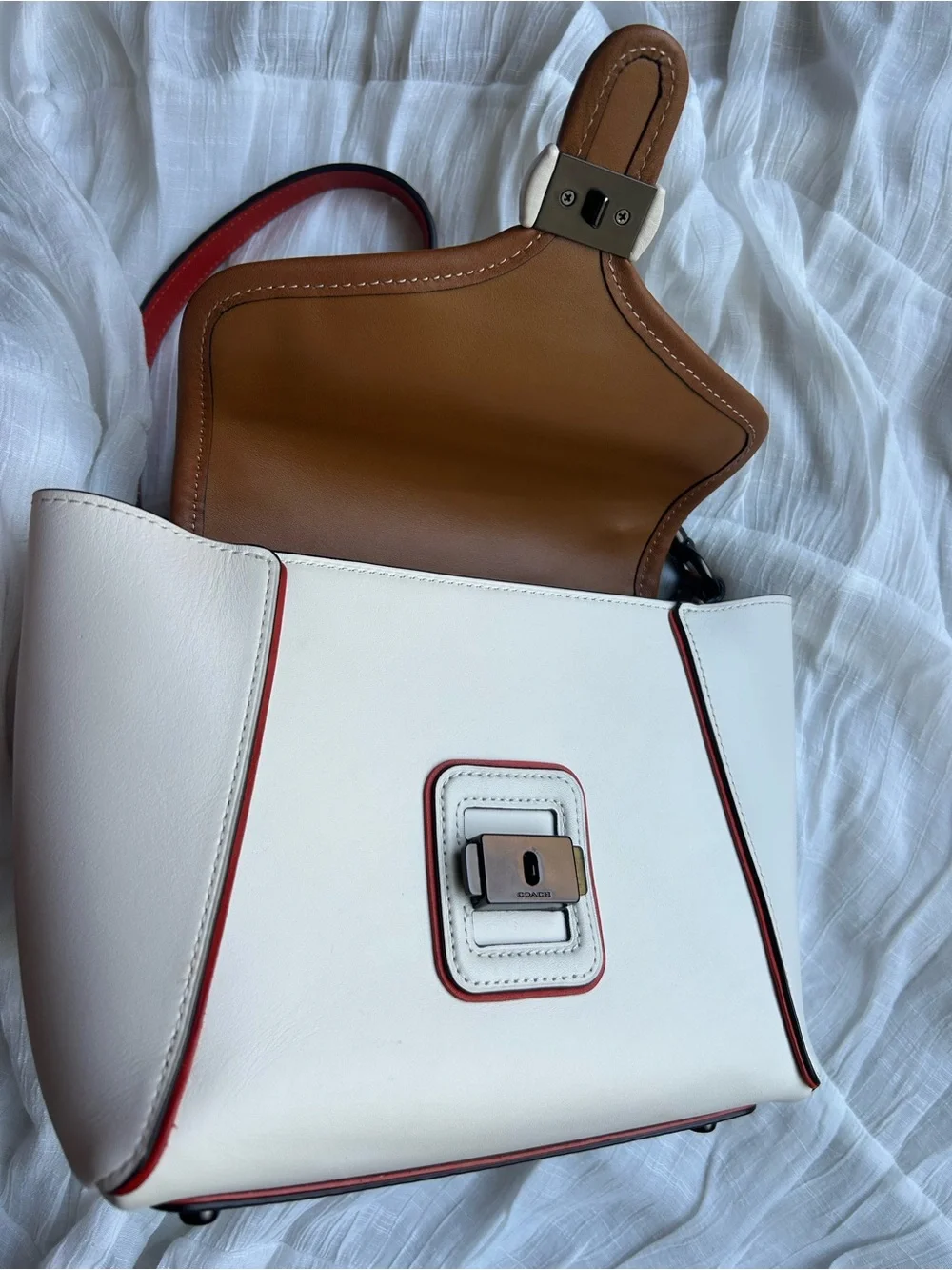 Coach Courier Carryall 23